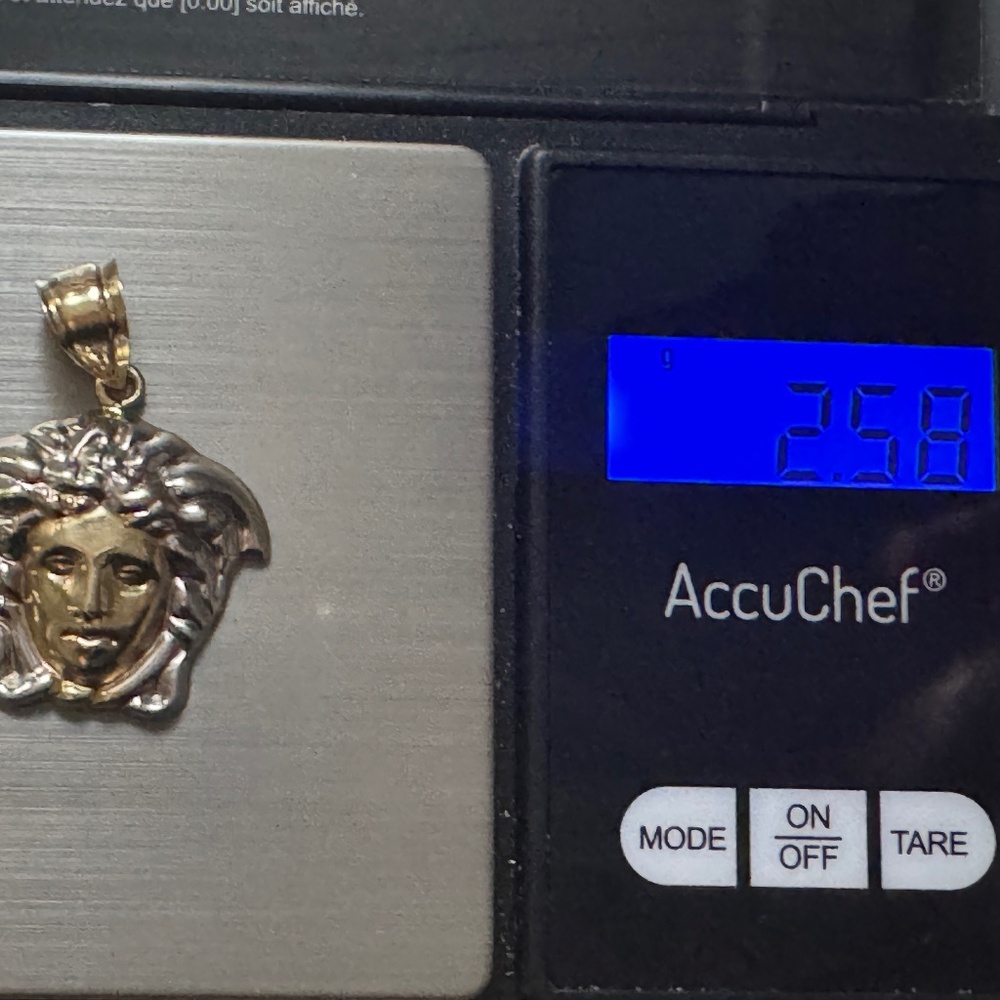 Medusa Versace pendant